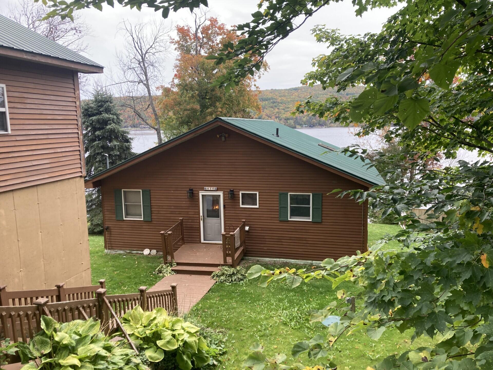 434 Lake Road
