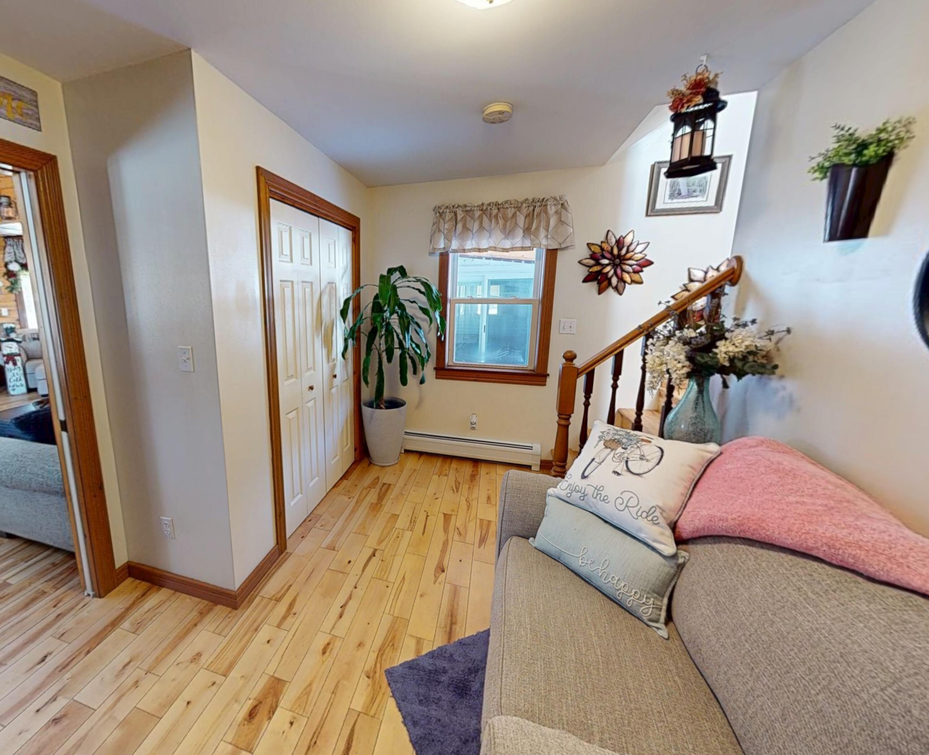 1080 Peasleeville Road