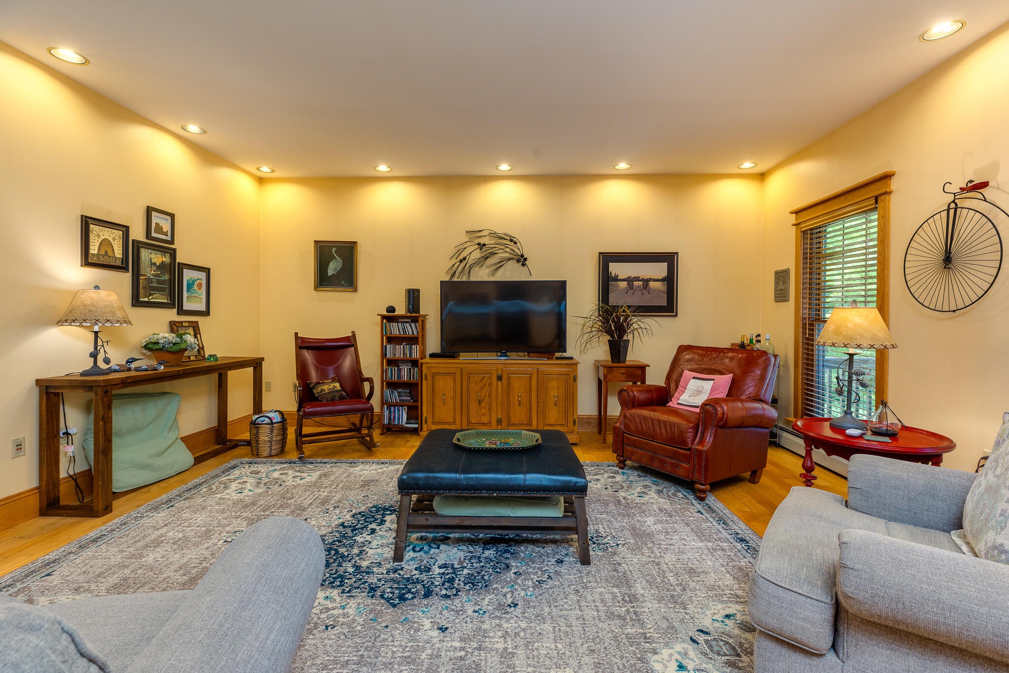 14 Tamarack Drive