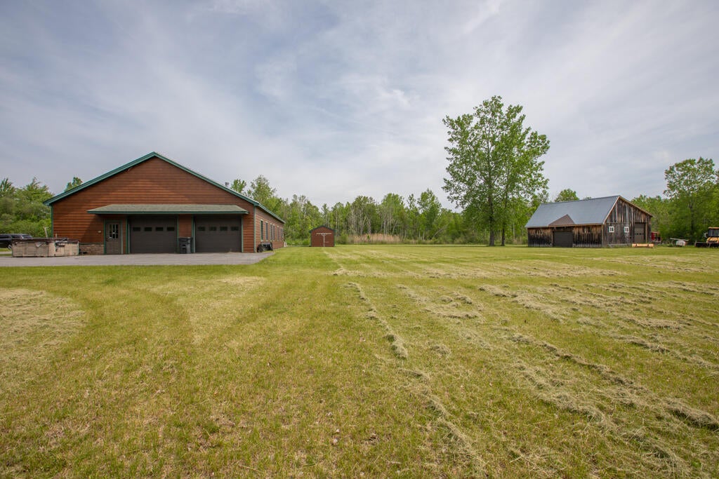 3034 Military Turnpike
