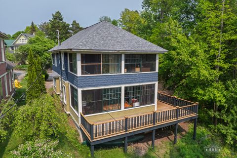 83 Shepard Ave Avenue Saranac Lake NY 12983