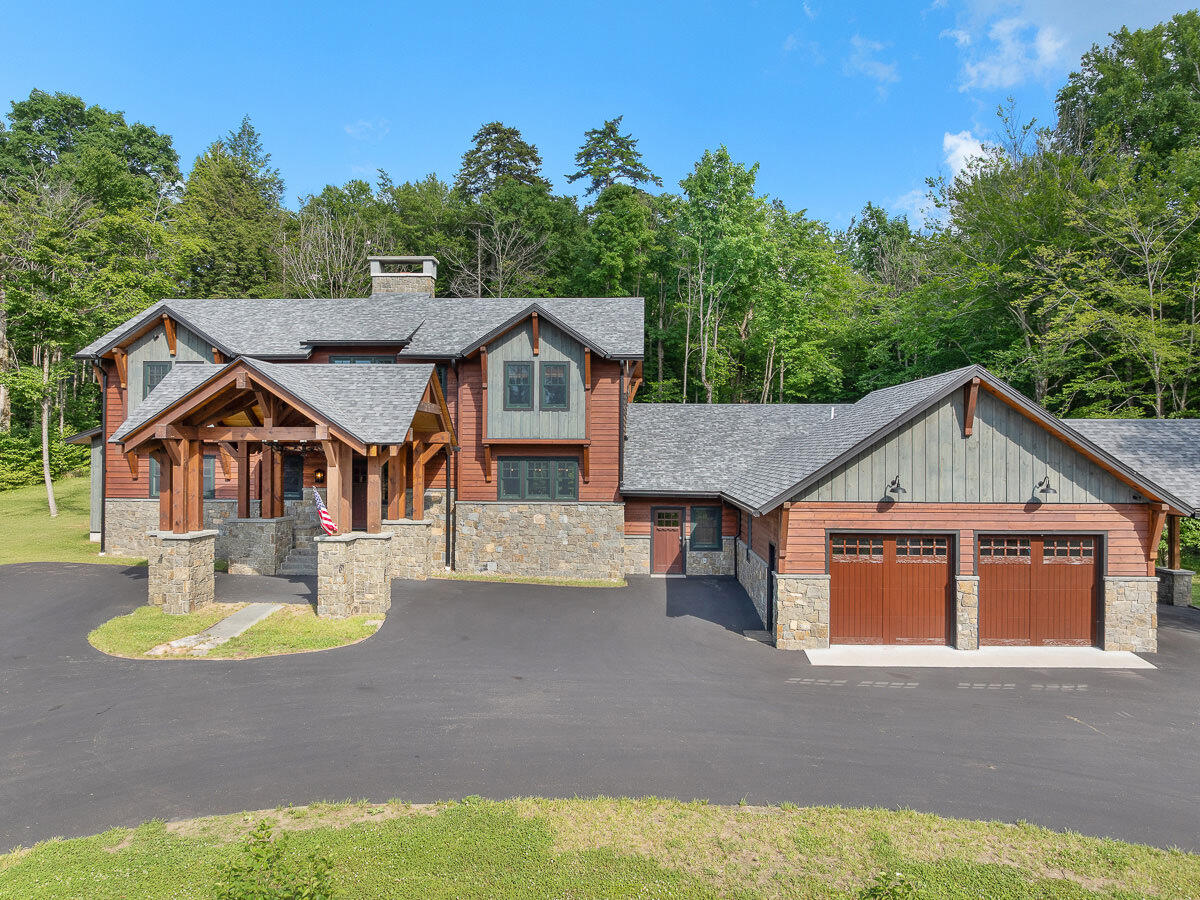 521 Mirror Lake Drive