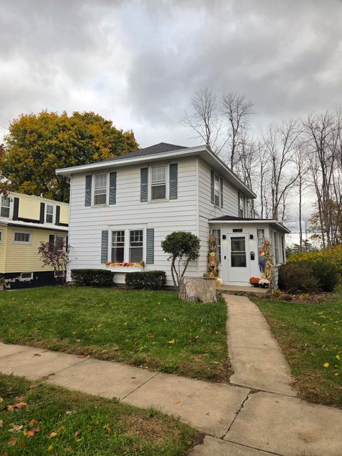 Homes For Sale - 10 Addoms Street<br/> Clinton County, Plattsburgh, NY 12901