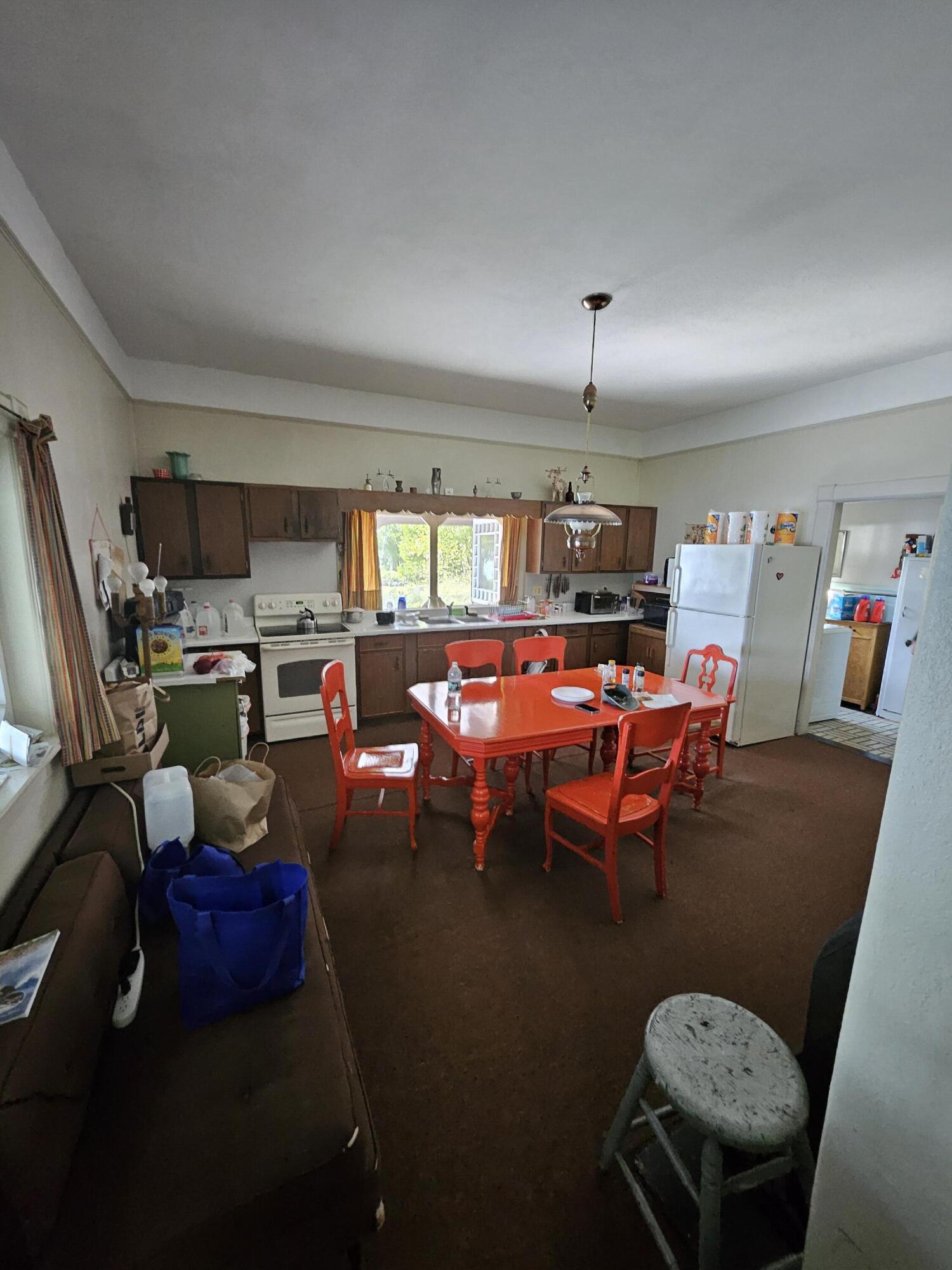 875 Birch Island