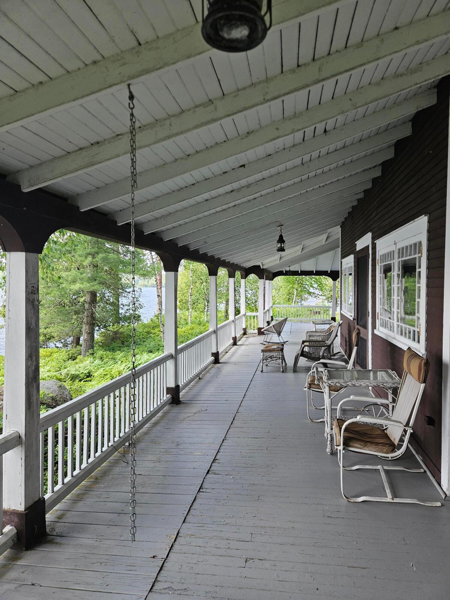 875 Birch Island