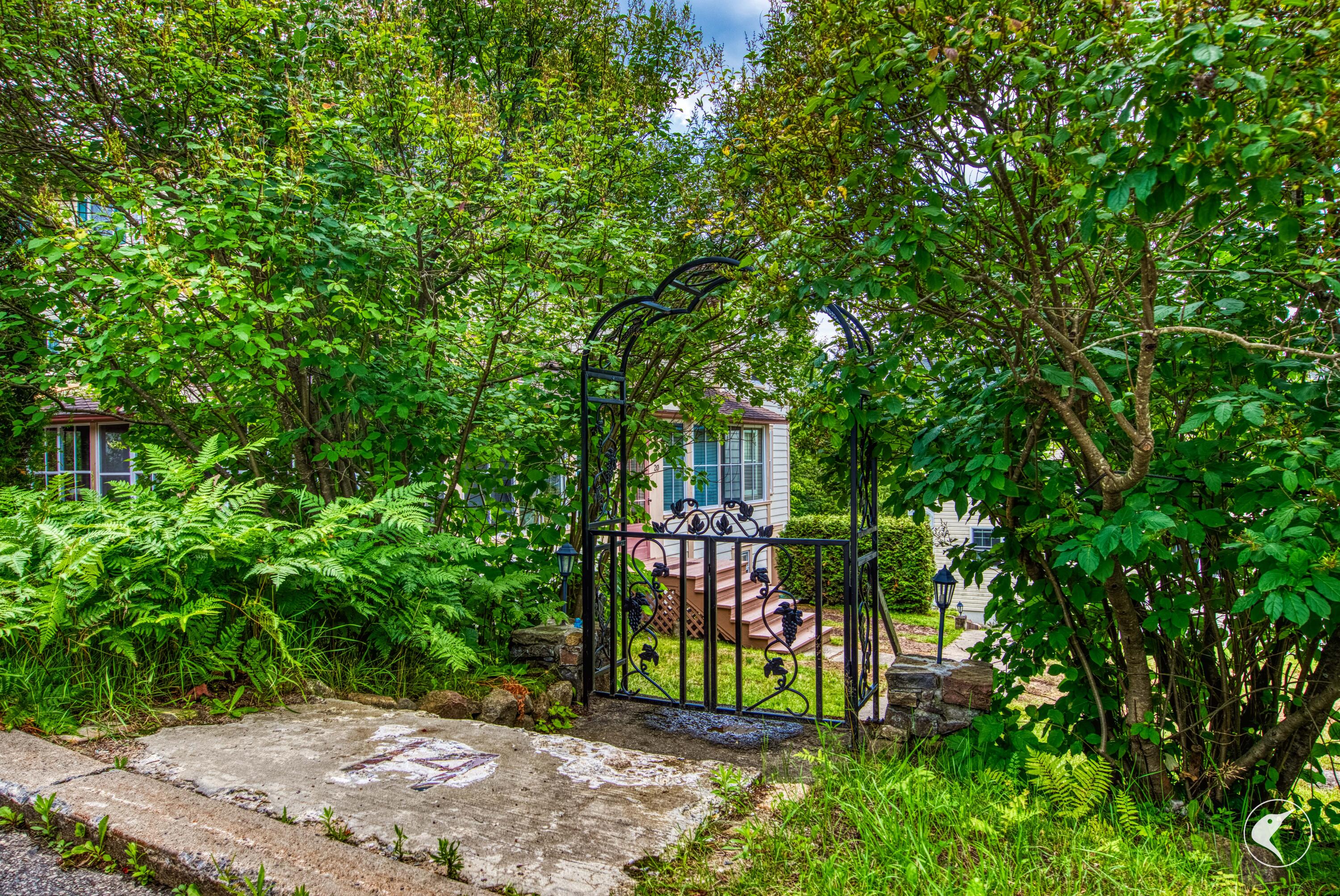 20 Colden Avenue