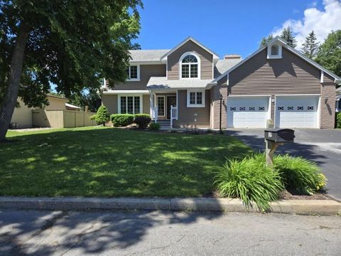 Homes For Sale - 19 Flaglar Drive<br/> Plattsburgh, NY 12901