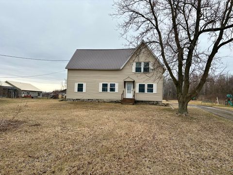 Homes For Sale - 1678 State Route 95<br/> Franklin County, Bombay, NY 12914