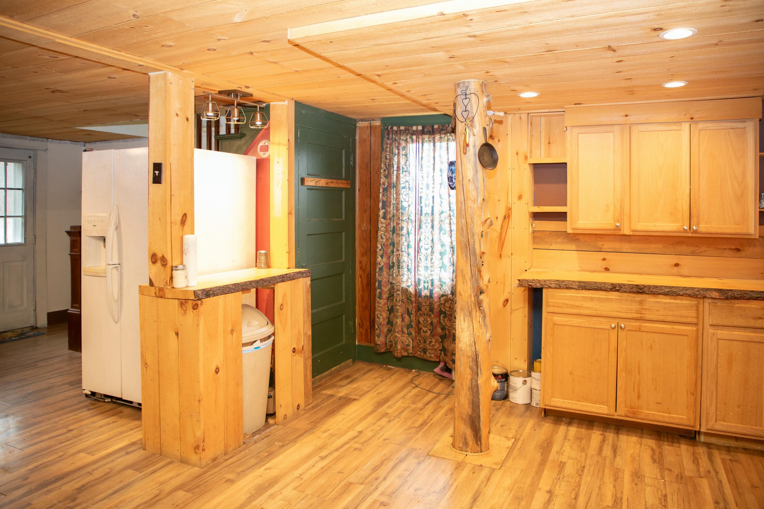 52 Washington Street, Port Kent, New York image 8