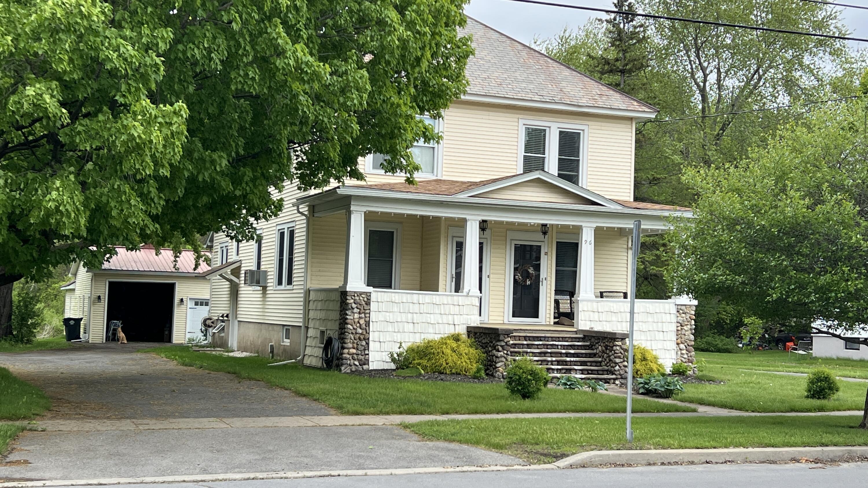 96 Sailly Avenue