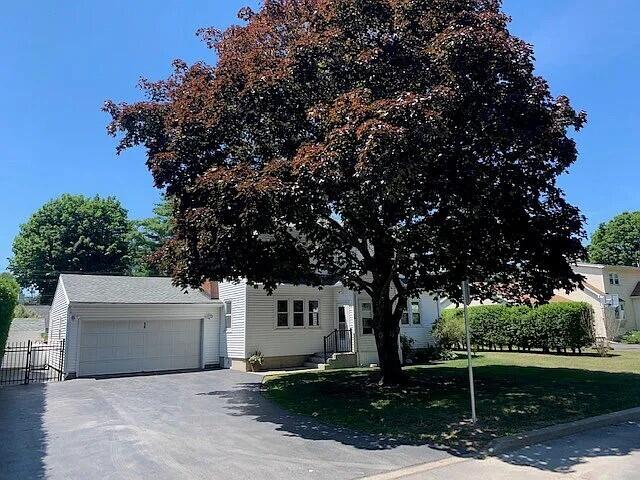 56 Olivetti Place