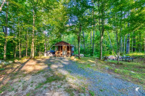 Homes For Sale - 4719 Lincoln Pond Road<br/> Elizabethtown, NY 12932