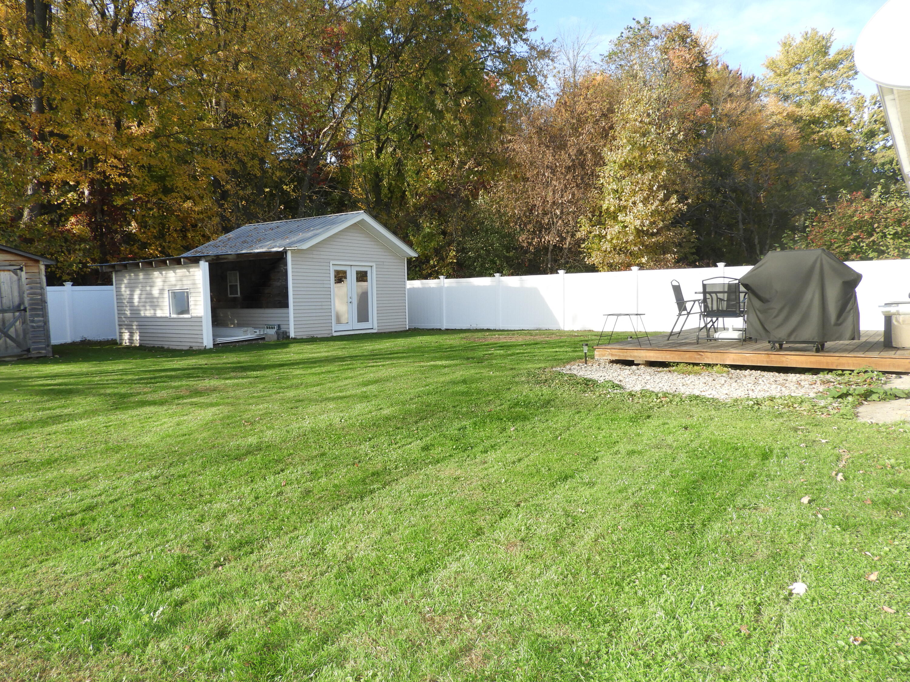 1129 Ridge Road
