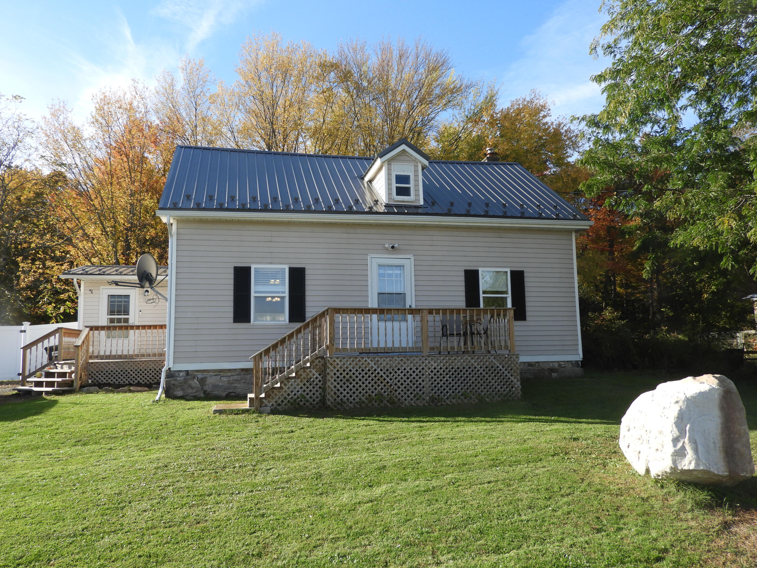 1129 Ridge Road