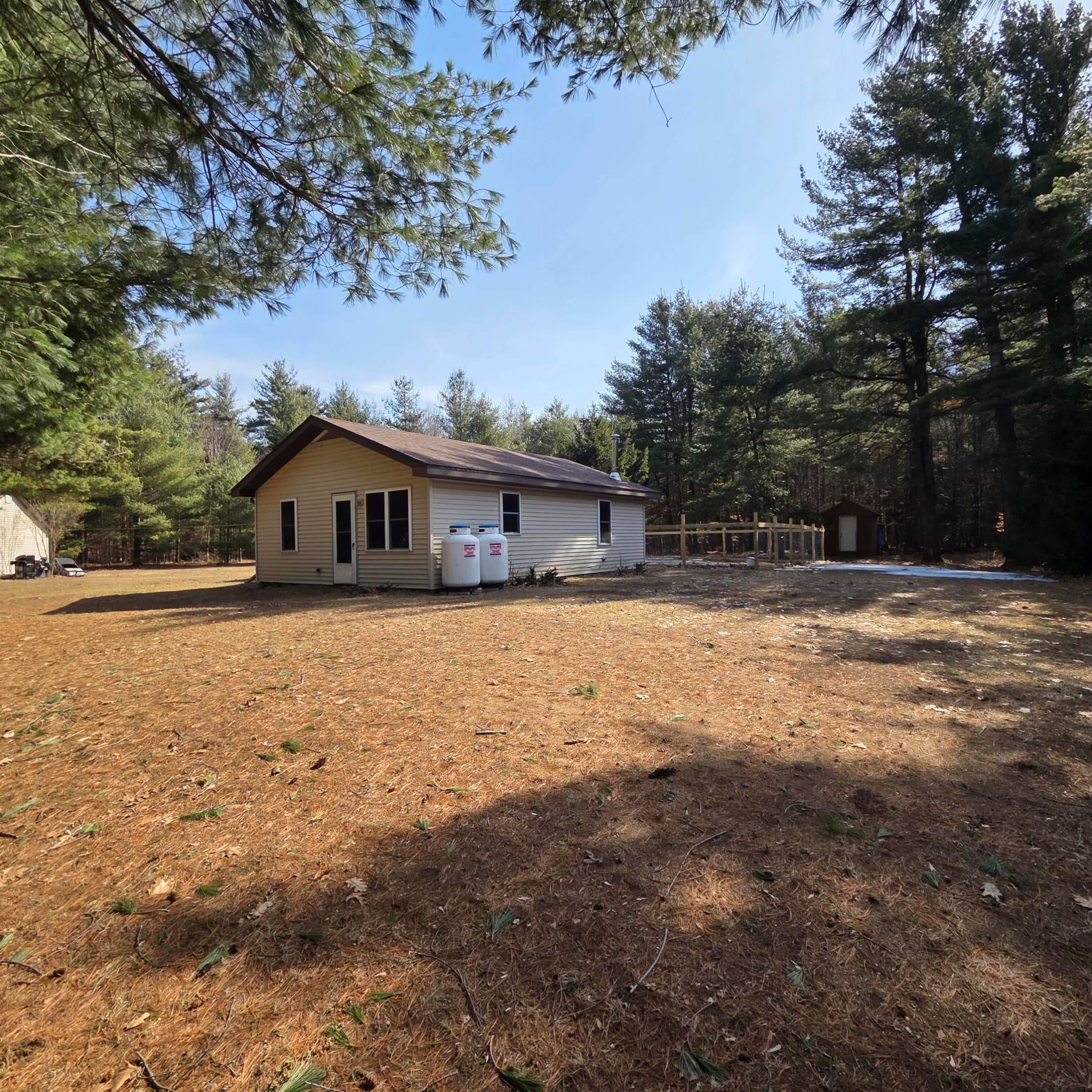 24 Whitten Road