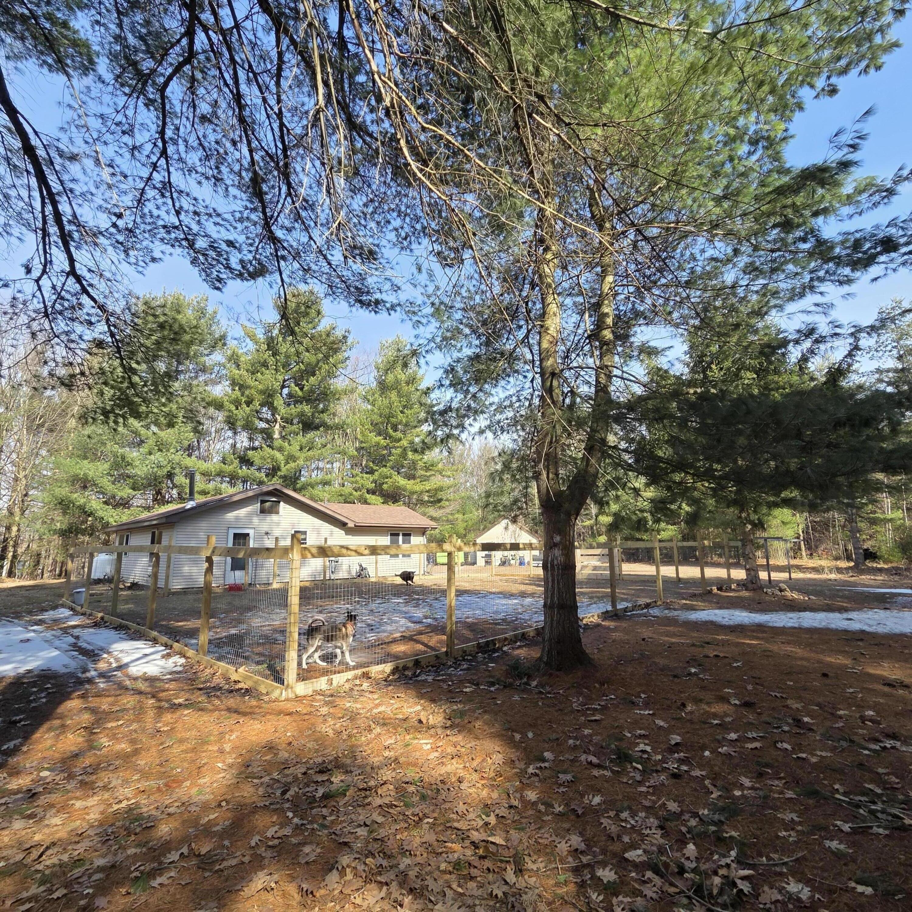 24 Whitten Road