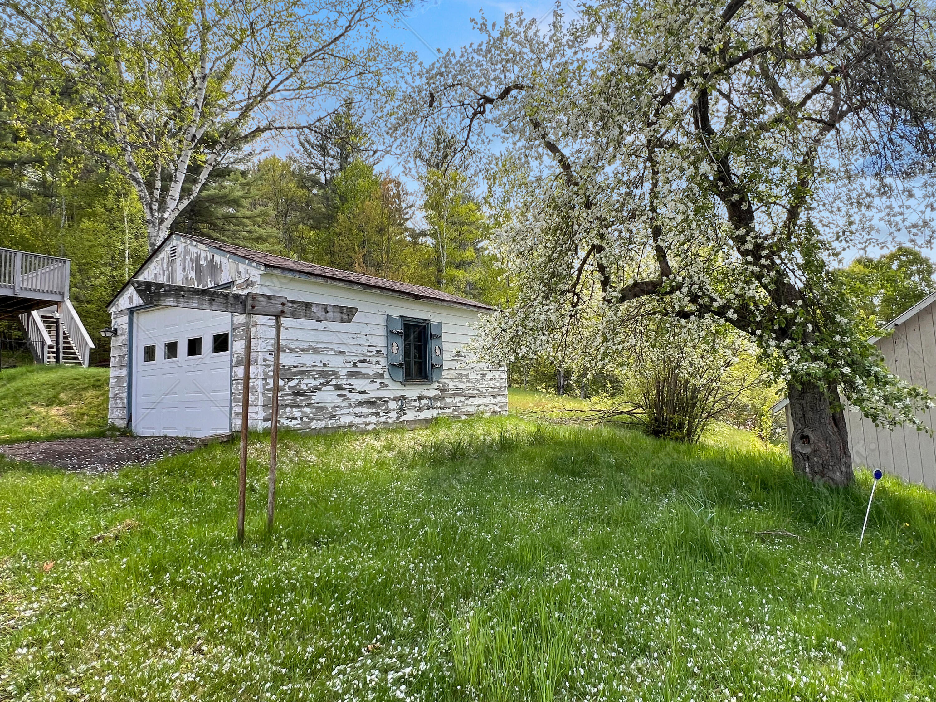 1076 Deerland Road, Long Lake, New York image 6