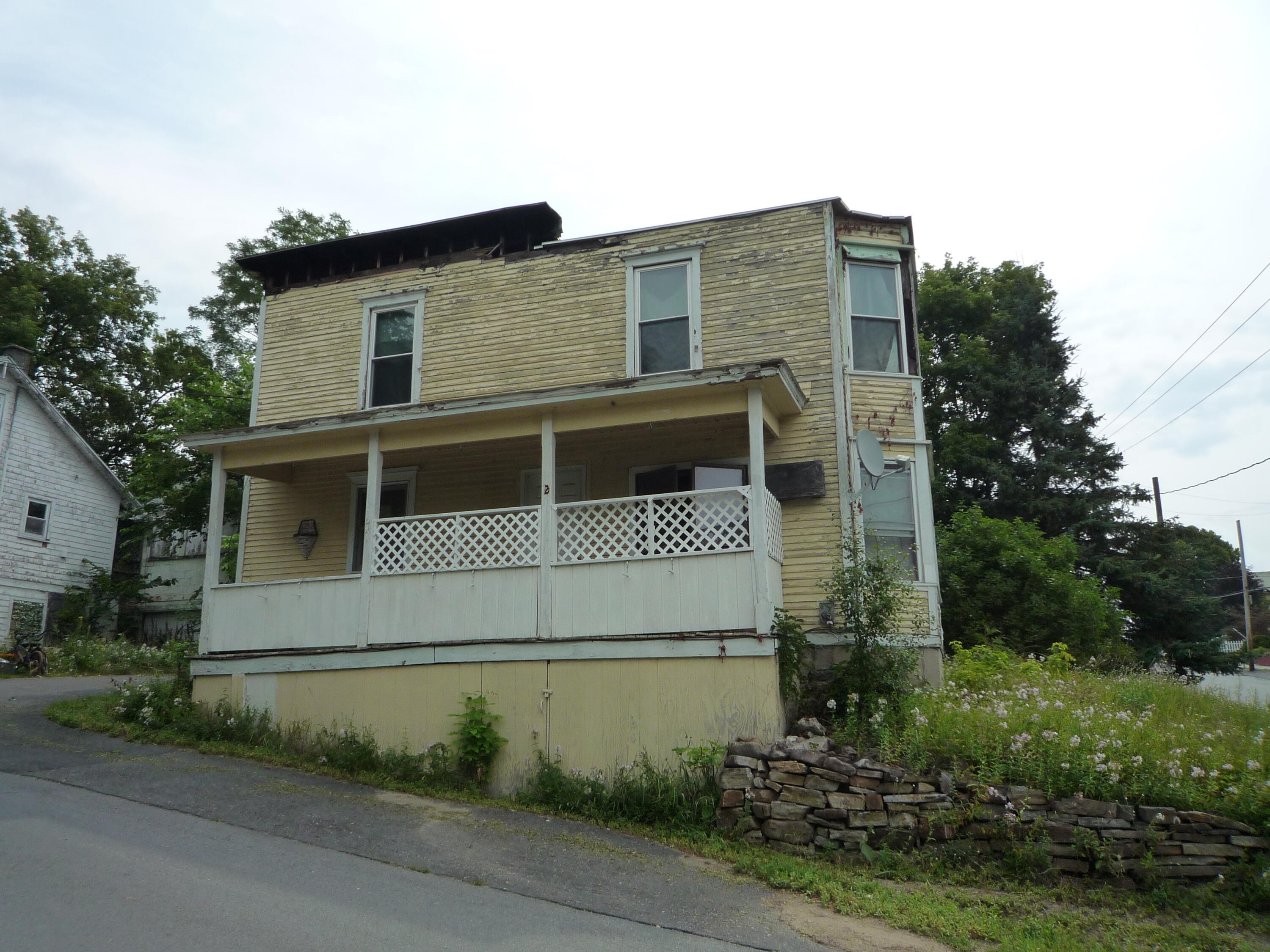 2 Divison Street