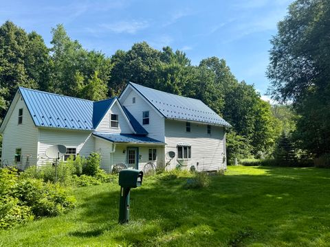 Homes For Sale - 151 Flynns Line Road<br/> Franklin County, Burke, NY 12917