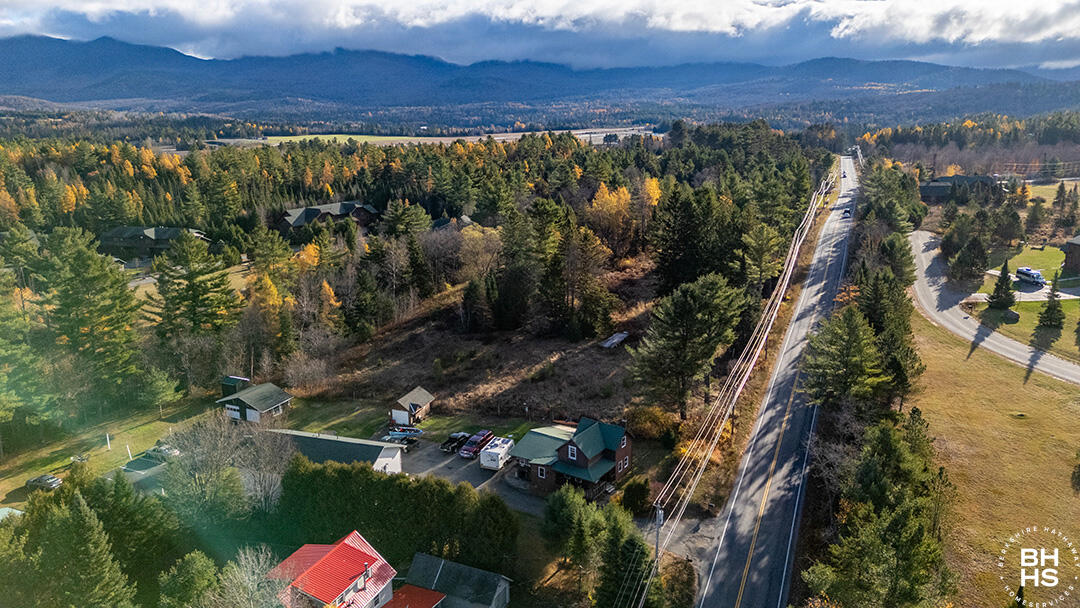 Lake Placid, New York 12946, United States, 2 Bedrooms Bedrooms, ,1 BathroomBathrooms,Residential,Active,235429