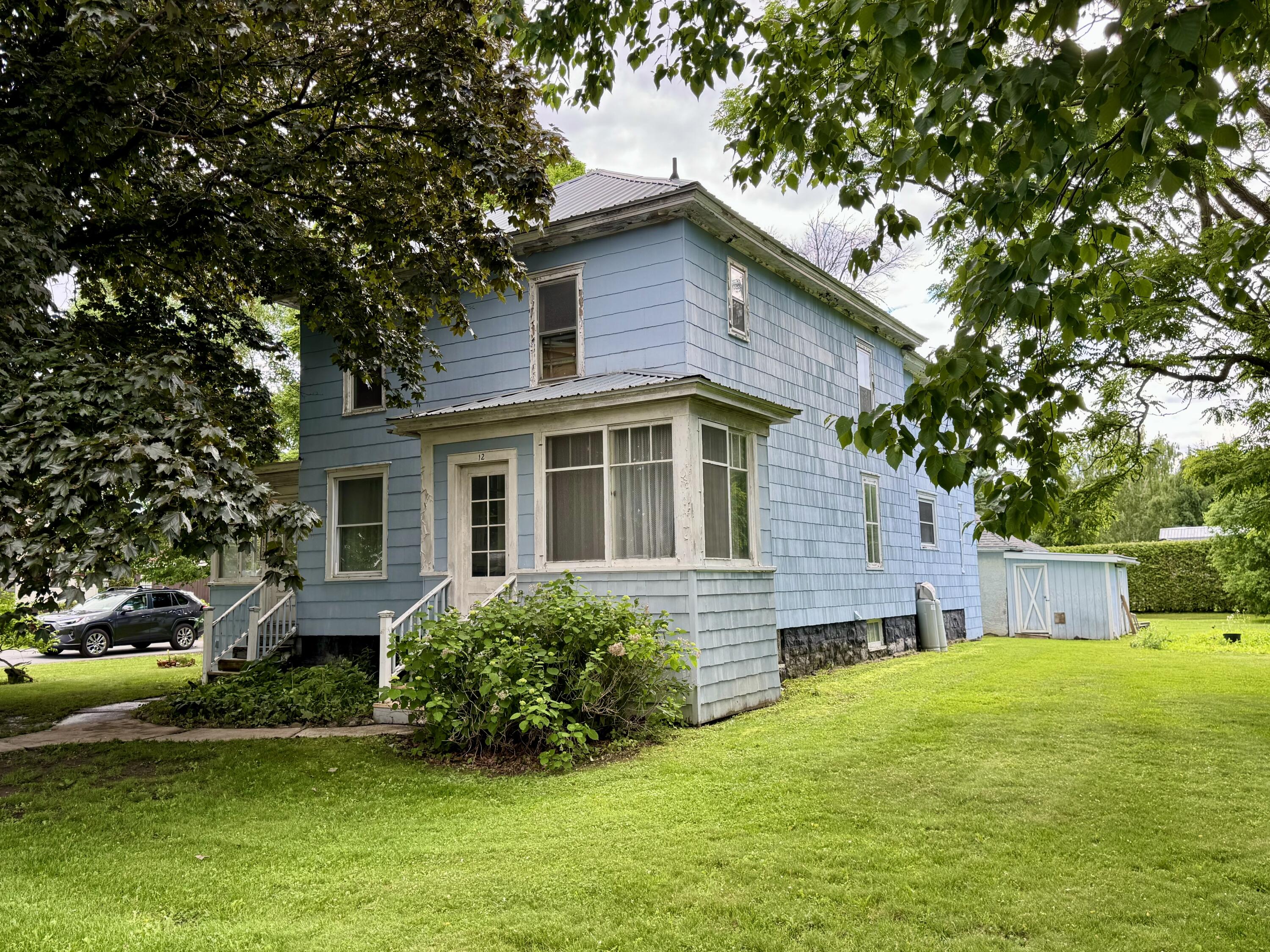 12 Delaware Street
