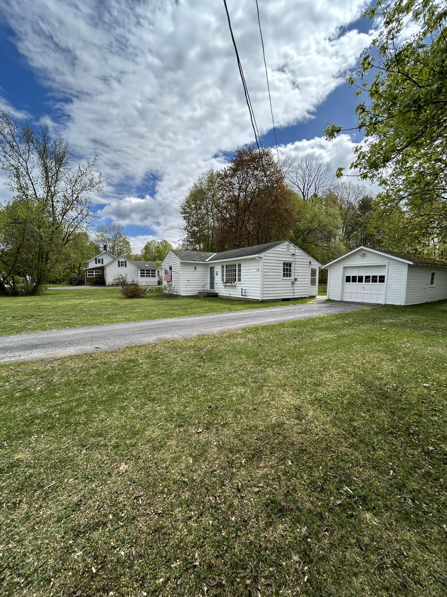 1176 Sunset Drive