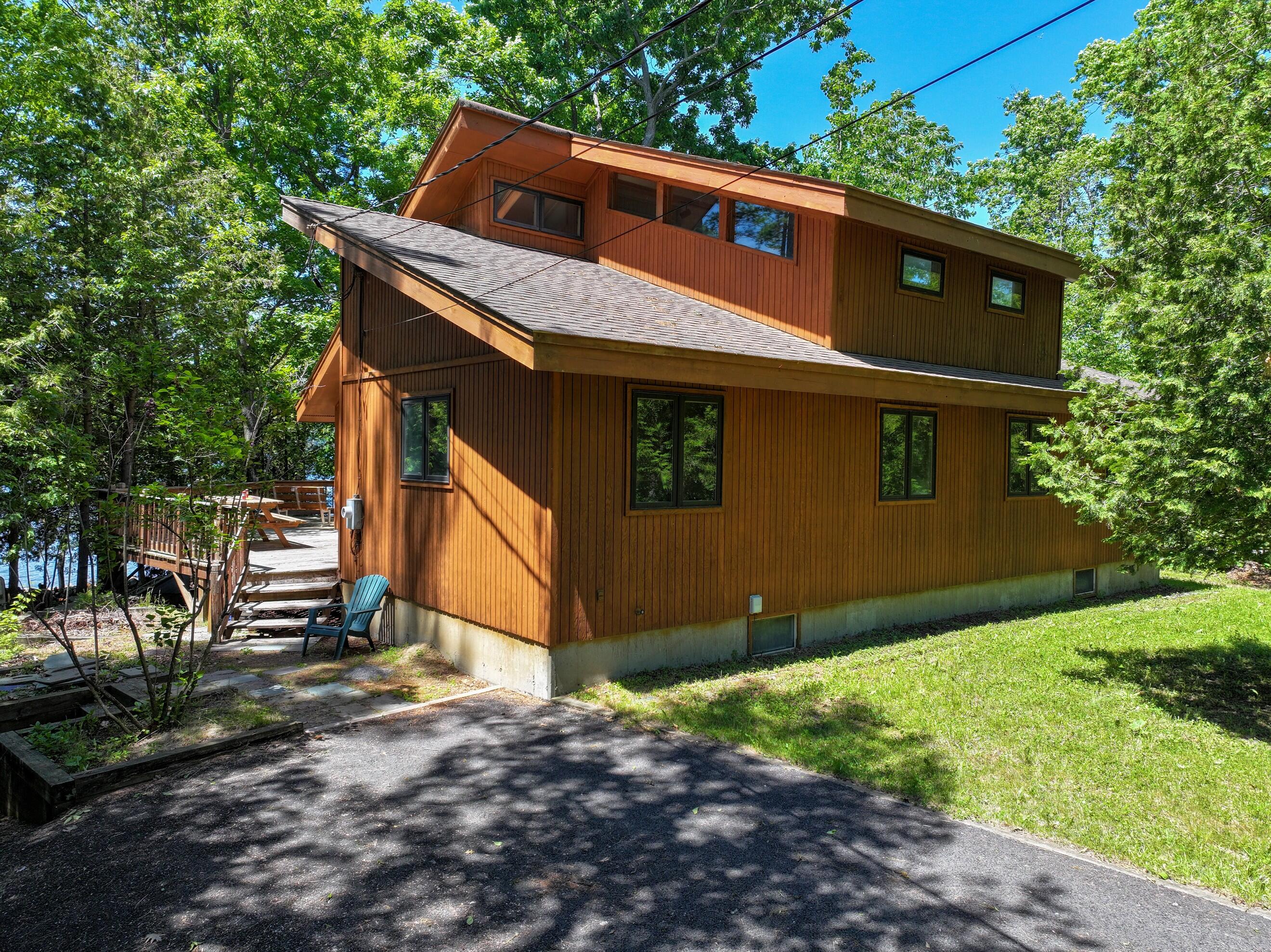 381 Corlear Drive