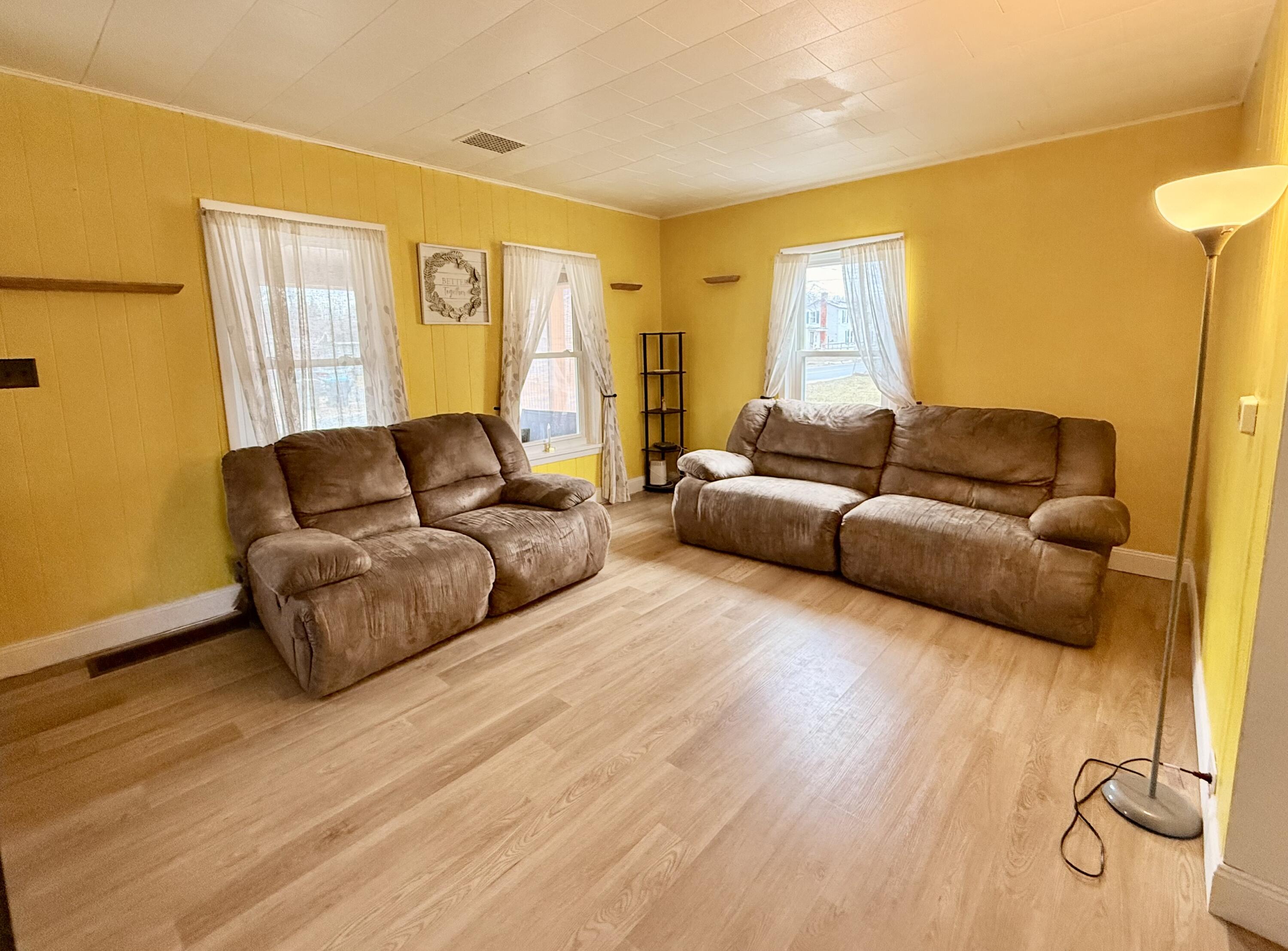 15 River Street, Morrisonville, New York image 2