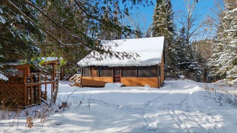 200 Lake View Dr Indian Lake NY 12842