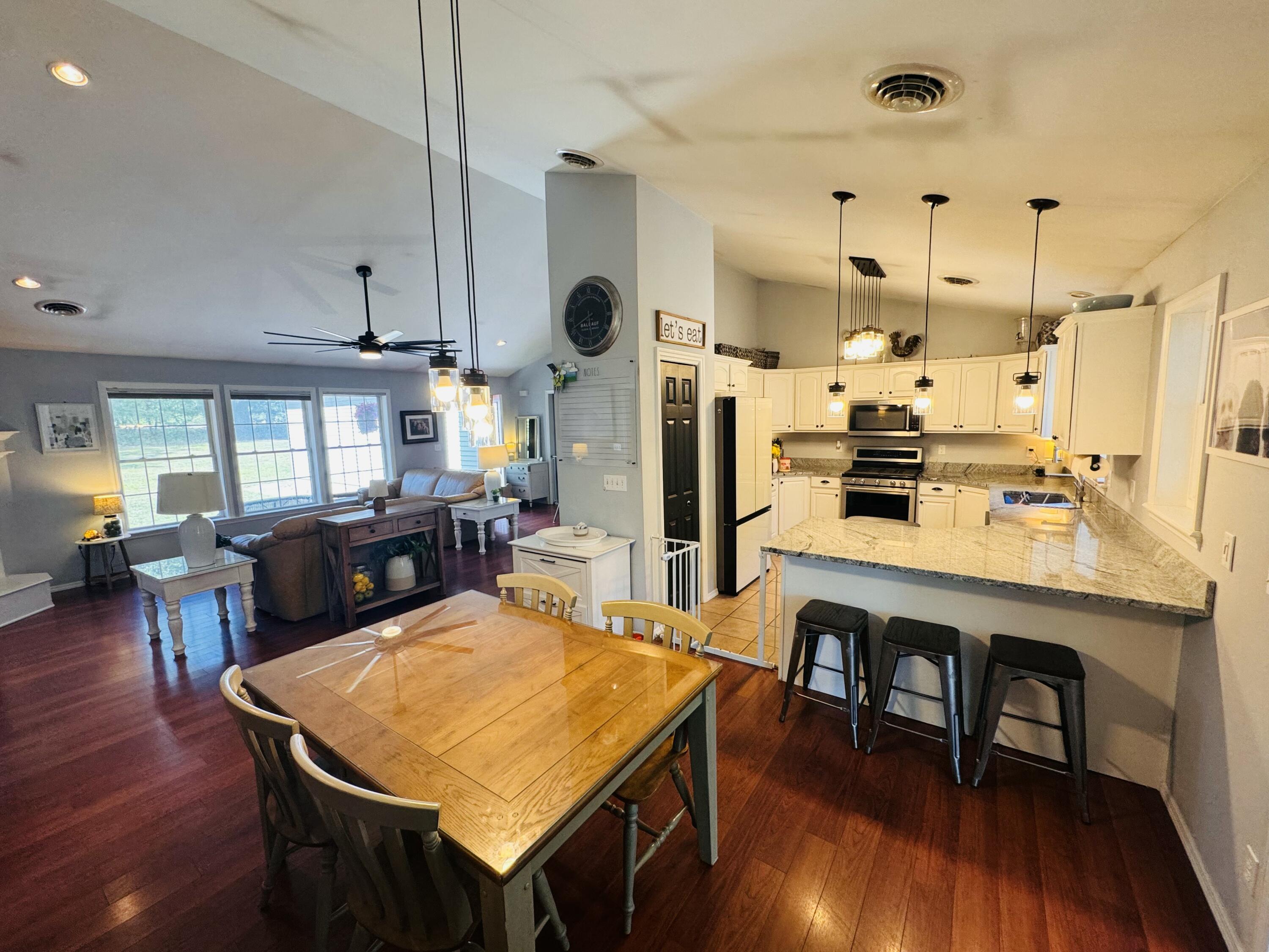 4 Carriage House Lane