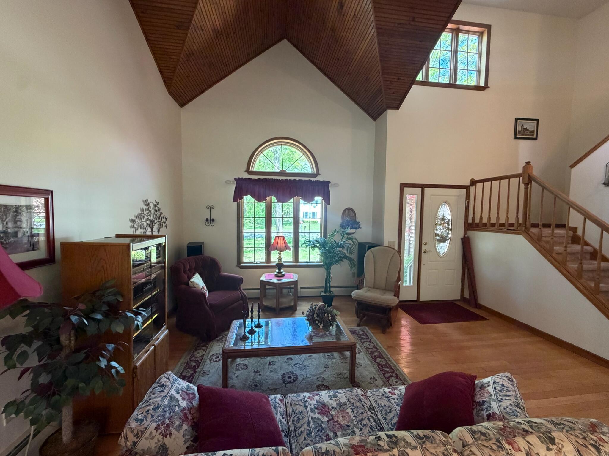 17 Pine Ridge Drive