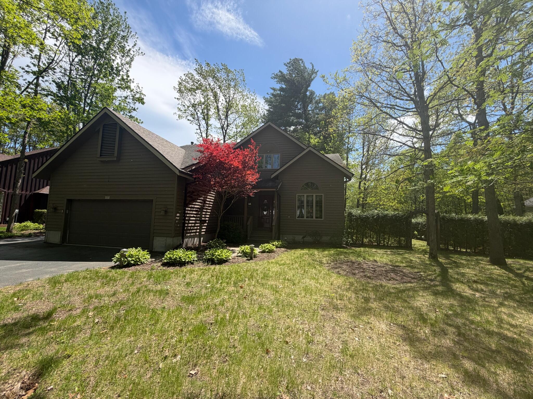 17 Pine Ridge Drive