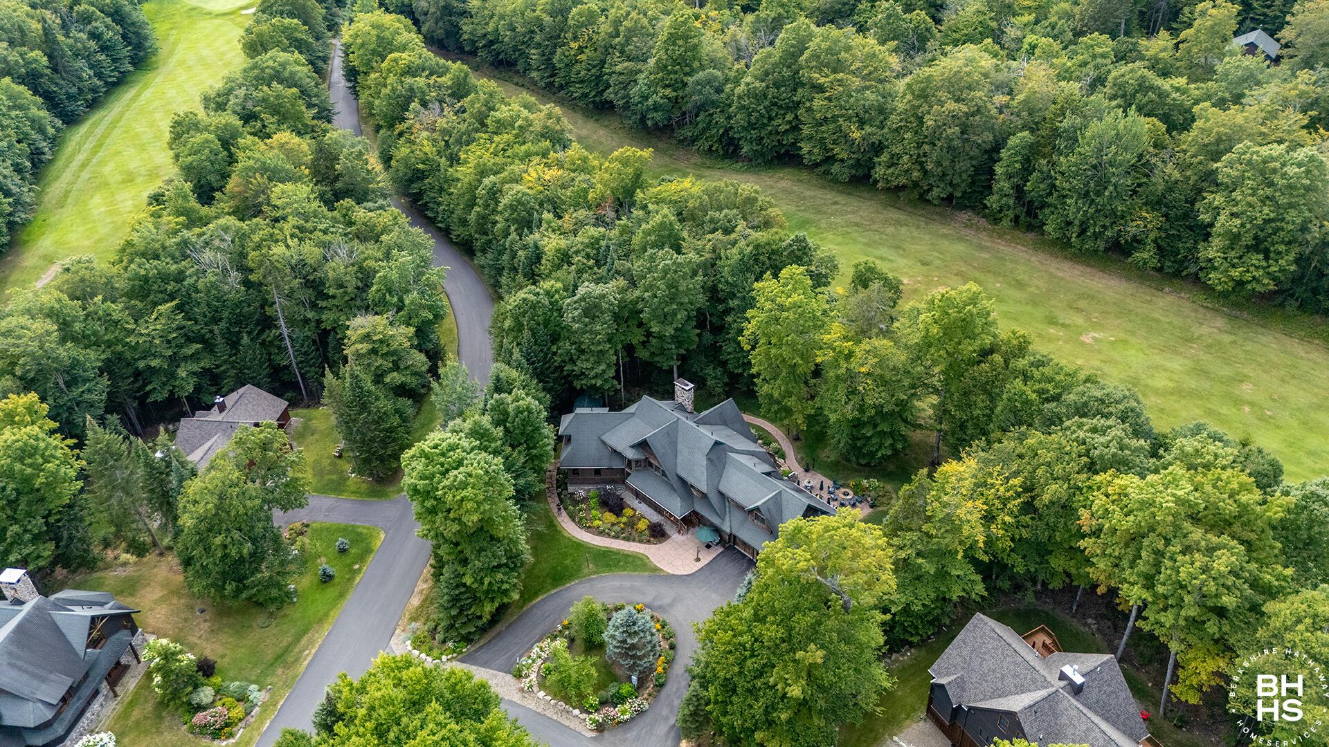 Lake Placid, New York 12946, United States, 5 Bedrooms Bedrooms, ,5 BathroomsBathrooms,Residential,Active,198778