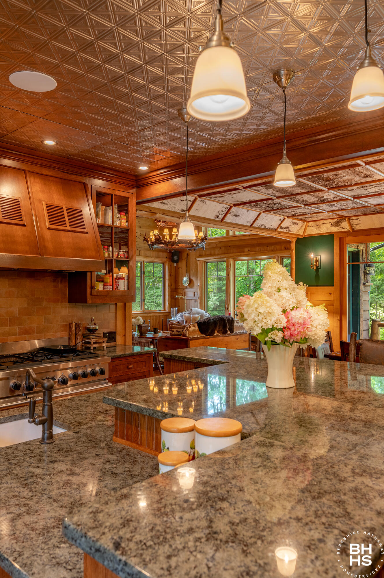 Lake Placid, New York 12946, United States, 5 Bedrooms Bedrooms, ,5 BathroomsBathrooms,Residential,Active,198778