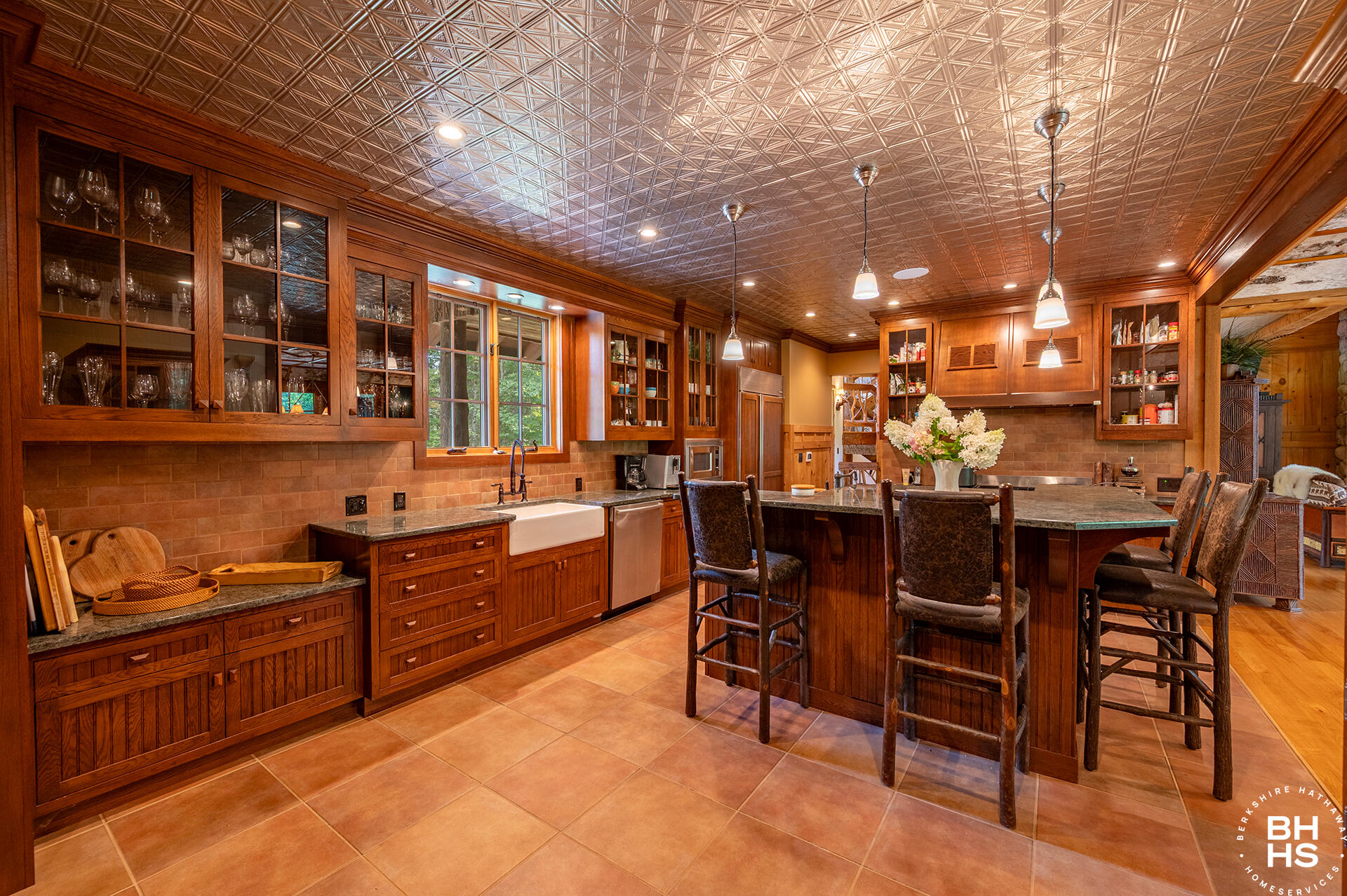 Lake Placid, New York 12946, United States, 5 Bedrooms Bedrooms, ,5 BathroomsBathrooms,Residential,Active,198778