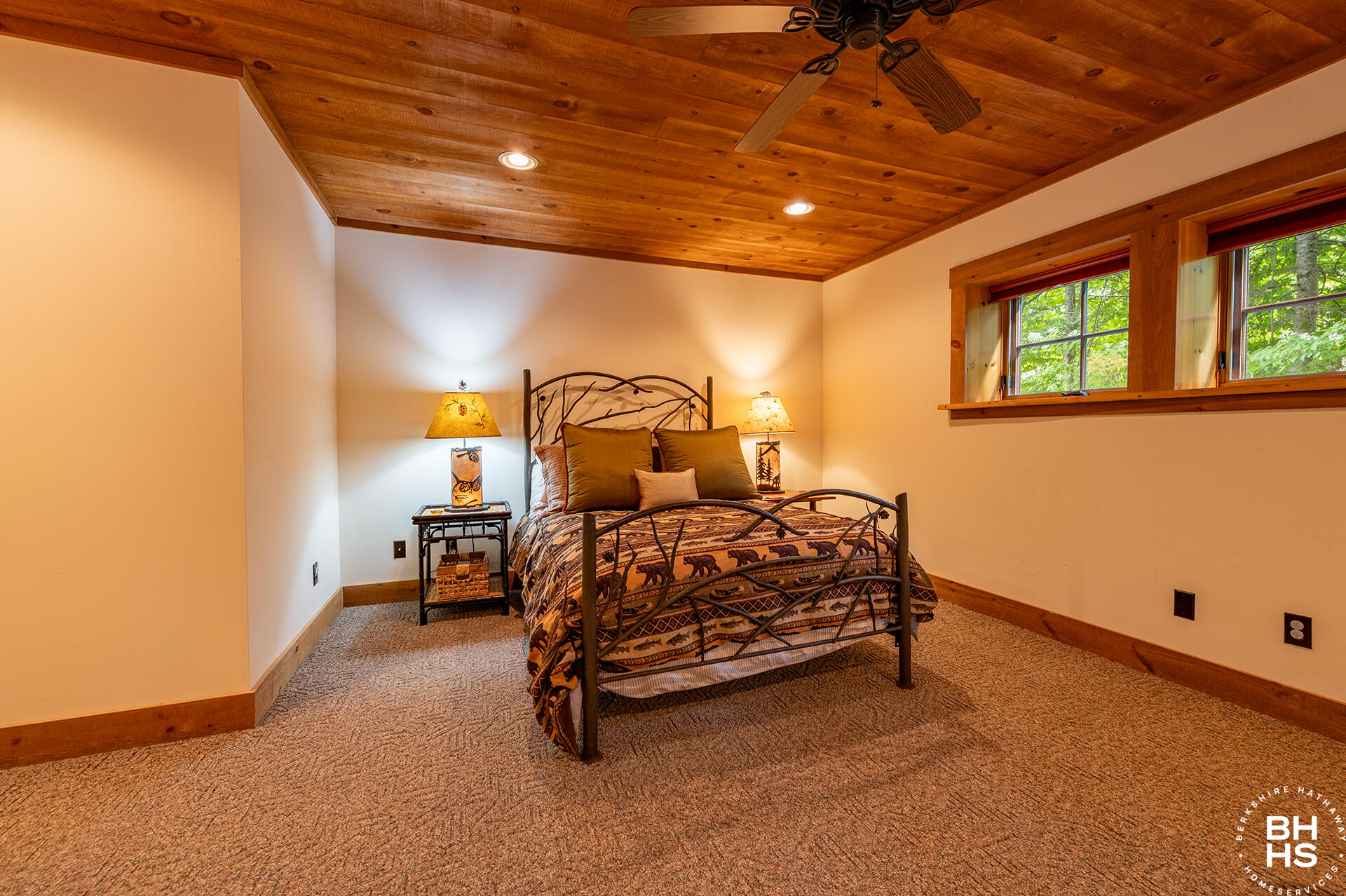 Lake Placid, New York 12946, United States, 5 Bedrooms Bedrooms, ,5 BathroomsBathrooms,Residential,Active,198778