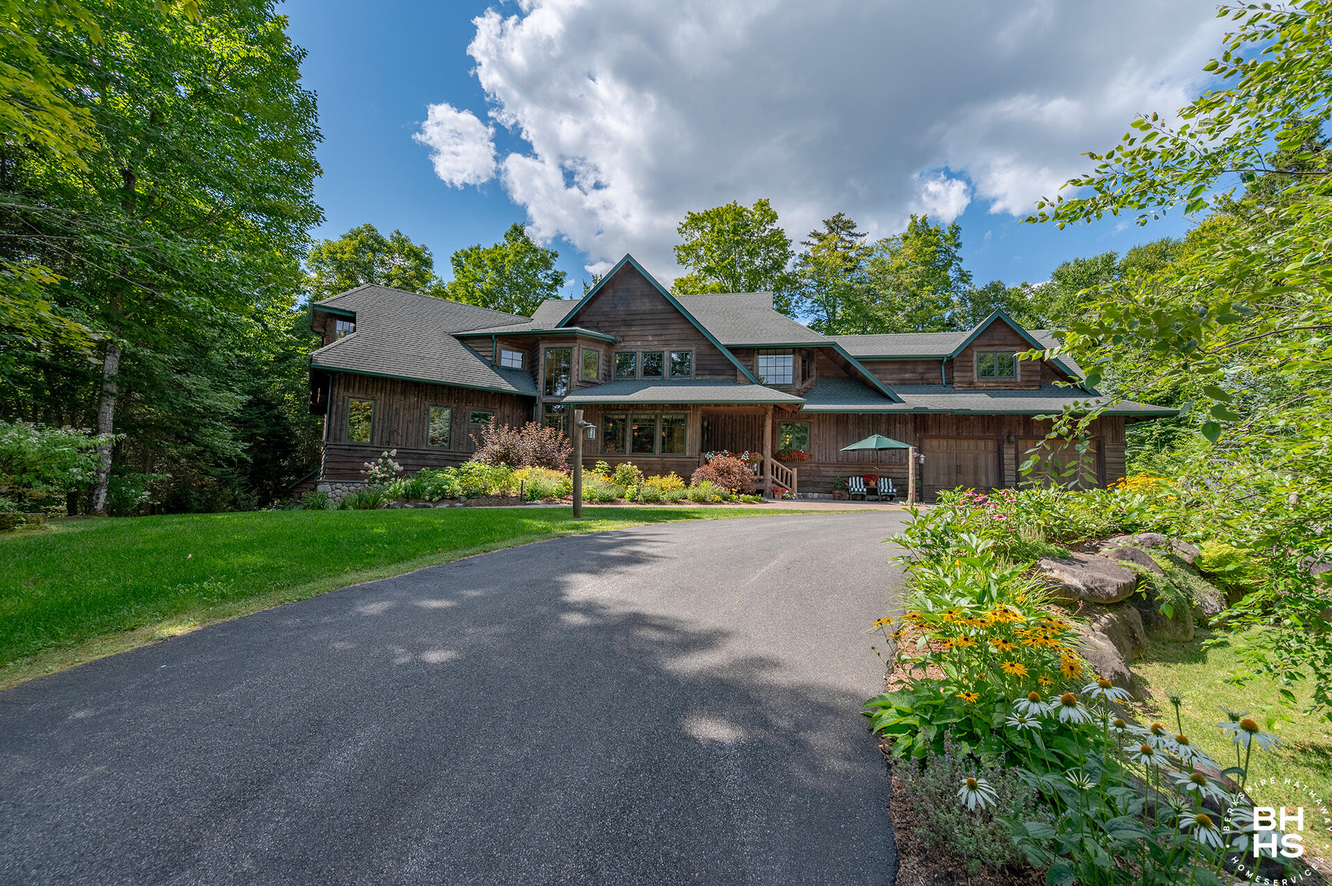 Lake Placid, New York 12946, United States, 5 Bedrooms Bedrooms, ,5 BathroomsBathrooms,Residential,Active,198778