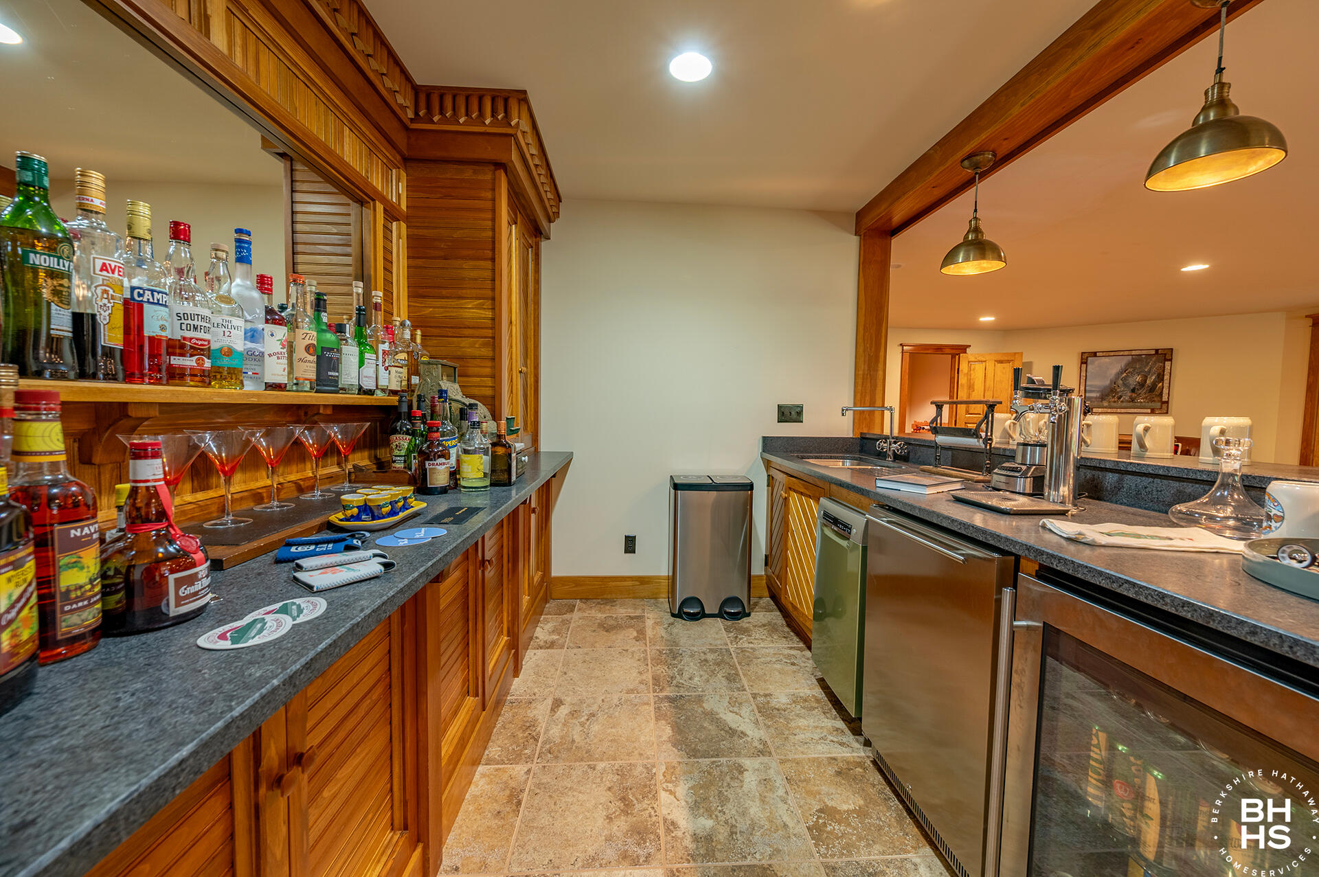 Lake Placid, New York 12946, United States, 5 Bedrooms Bedrooms, ,5 BathroomsBathrooms,Residential,Active,198778