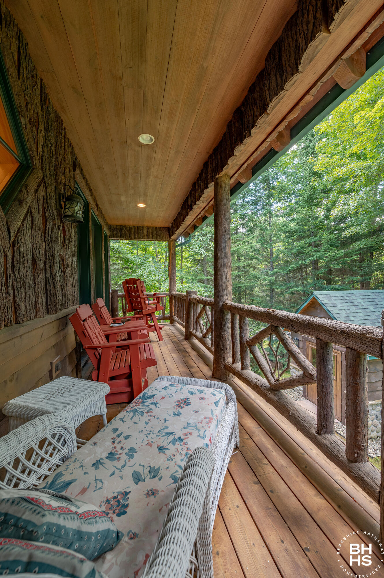 Lake Placid, New York 12946, United States, 5 Bedrooms Bedrooms, ,5 BathroomsBathrooms,Residential,Active,198778