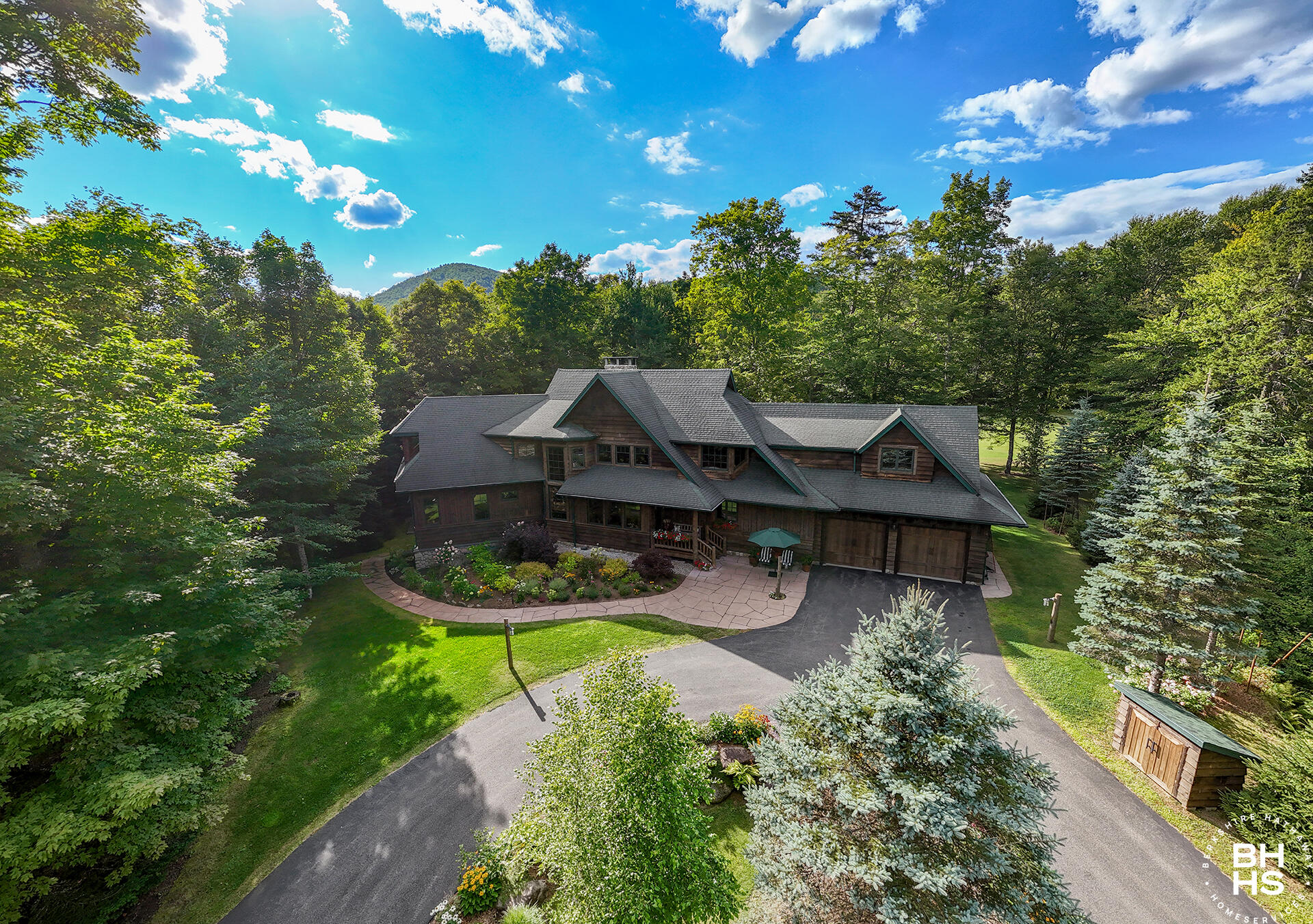 Lake Placid, New York 12946, United States, 5 Bedrooms Bedrooms, ,5 BathroomsBathrooms,Residential,Active,198778