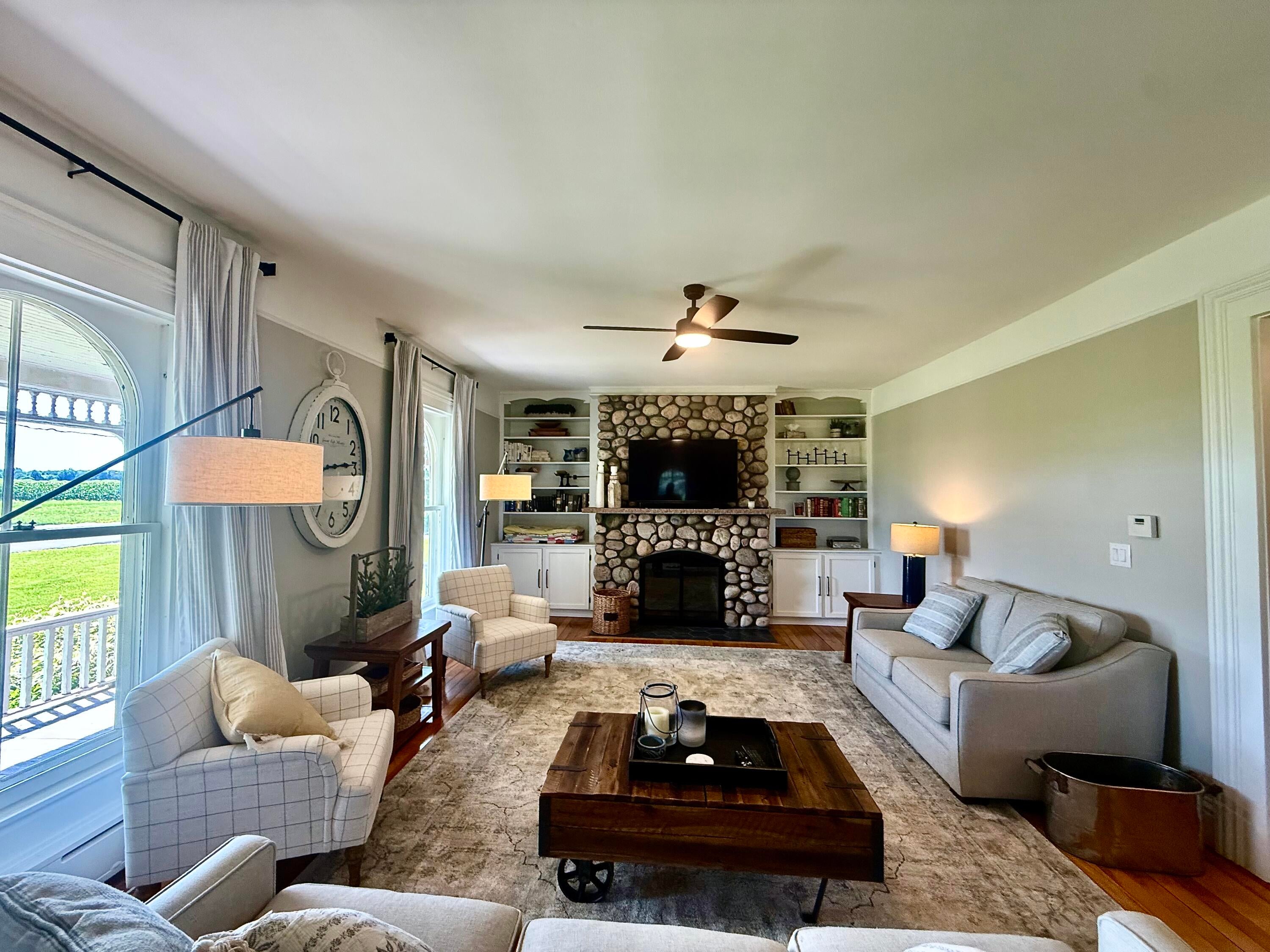 3531 New York 11B
