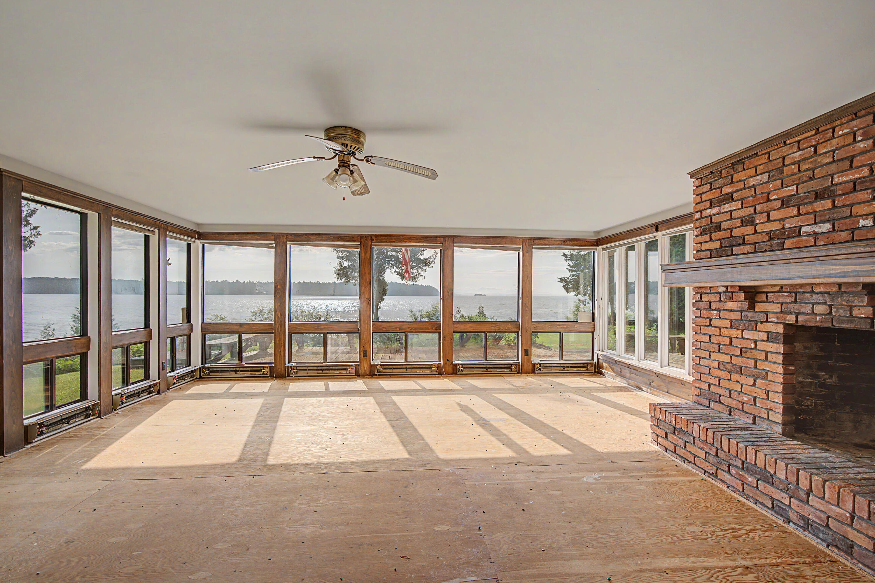 8 Coastland Drive