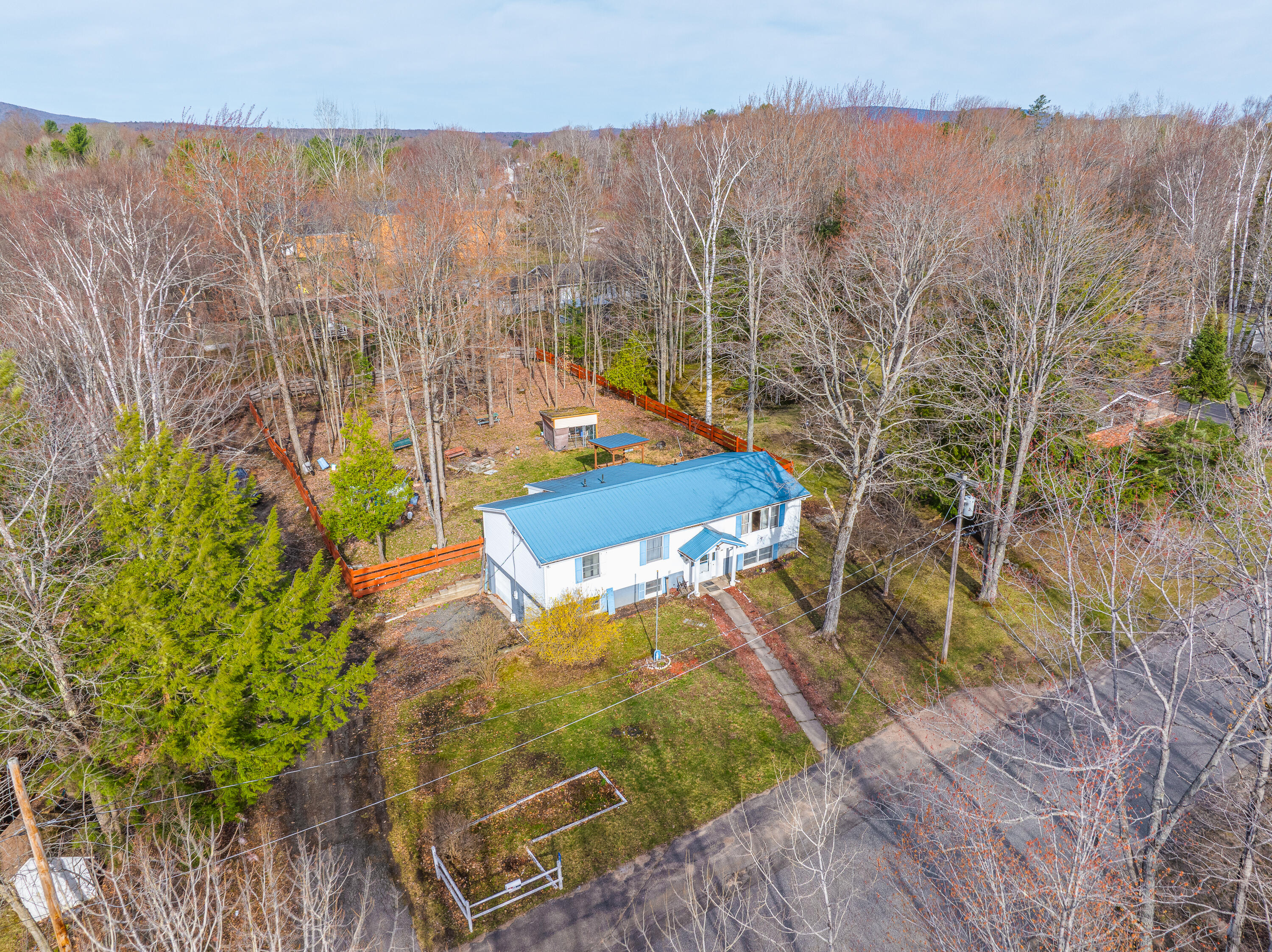 80 Sunset Avenue