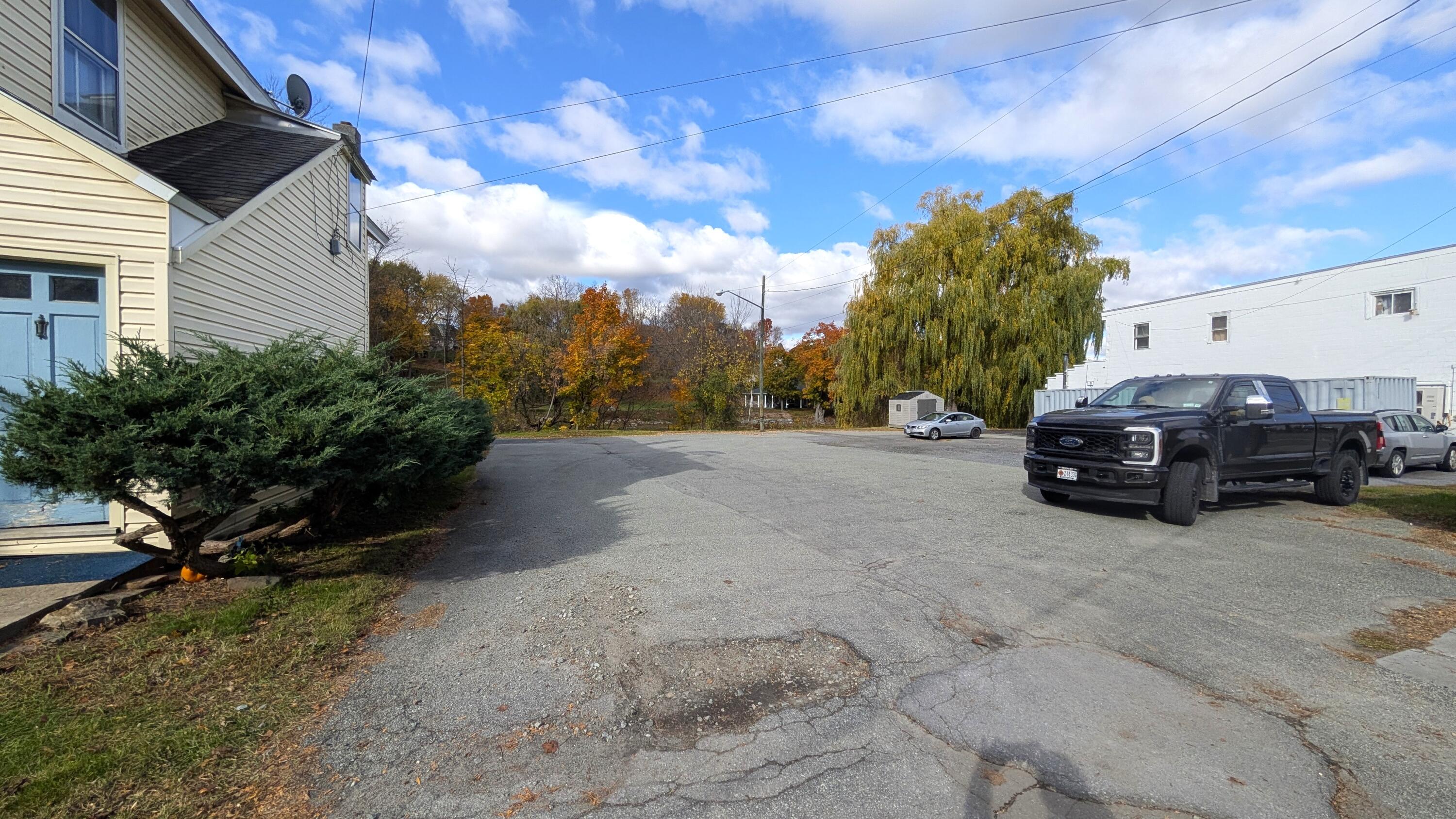 3749/3751 State Route 22