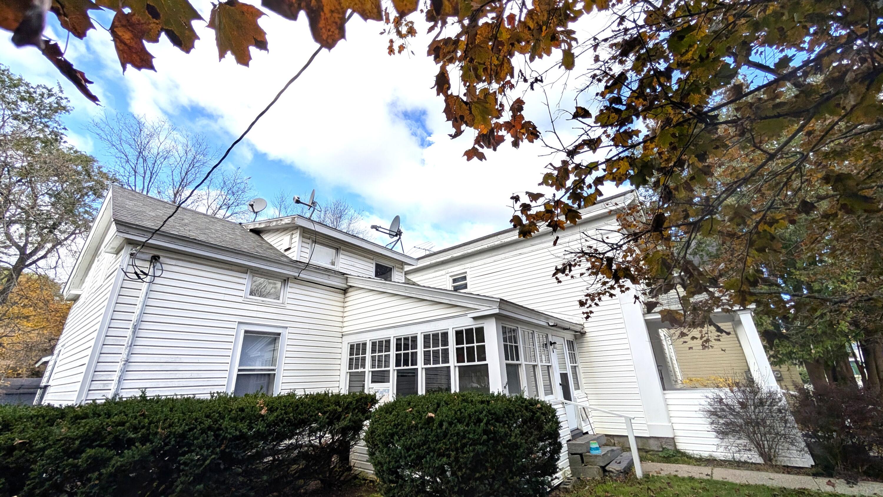 3749/3751 State Route 22