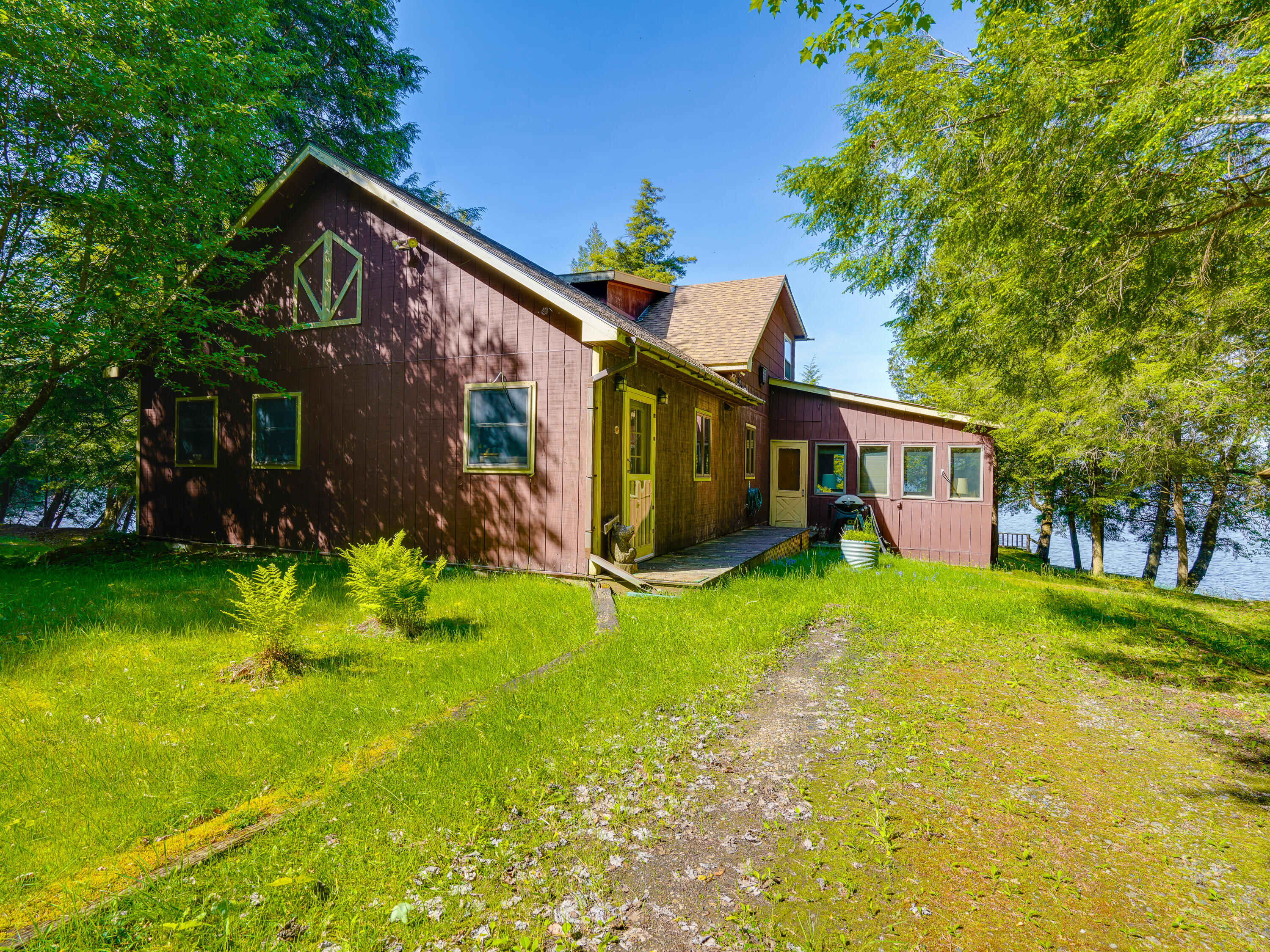 28-30 Old Hotel Road, Saranac Lake, New York image 9