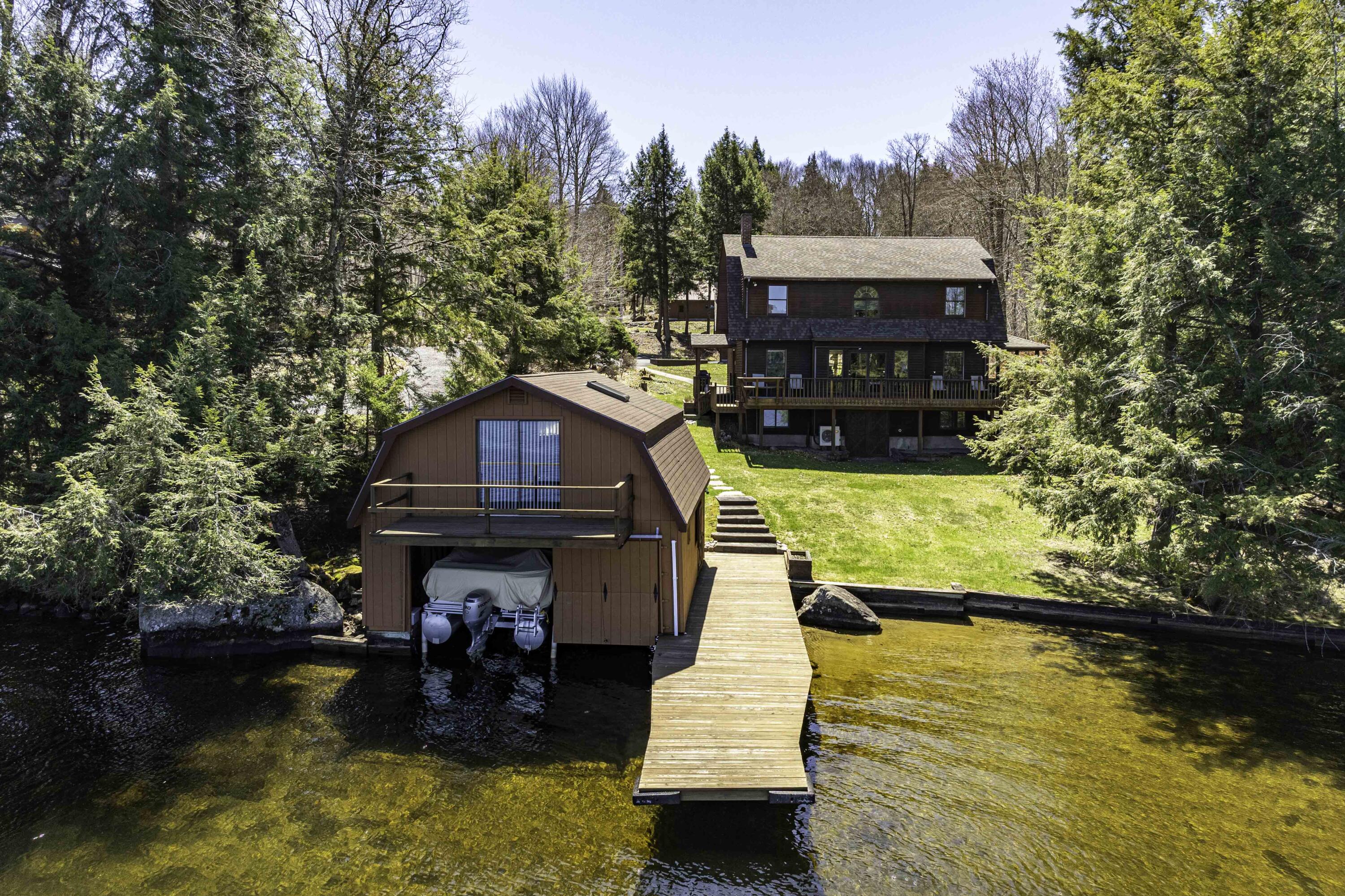 128 Cedarpoint Drive