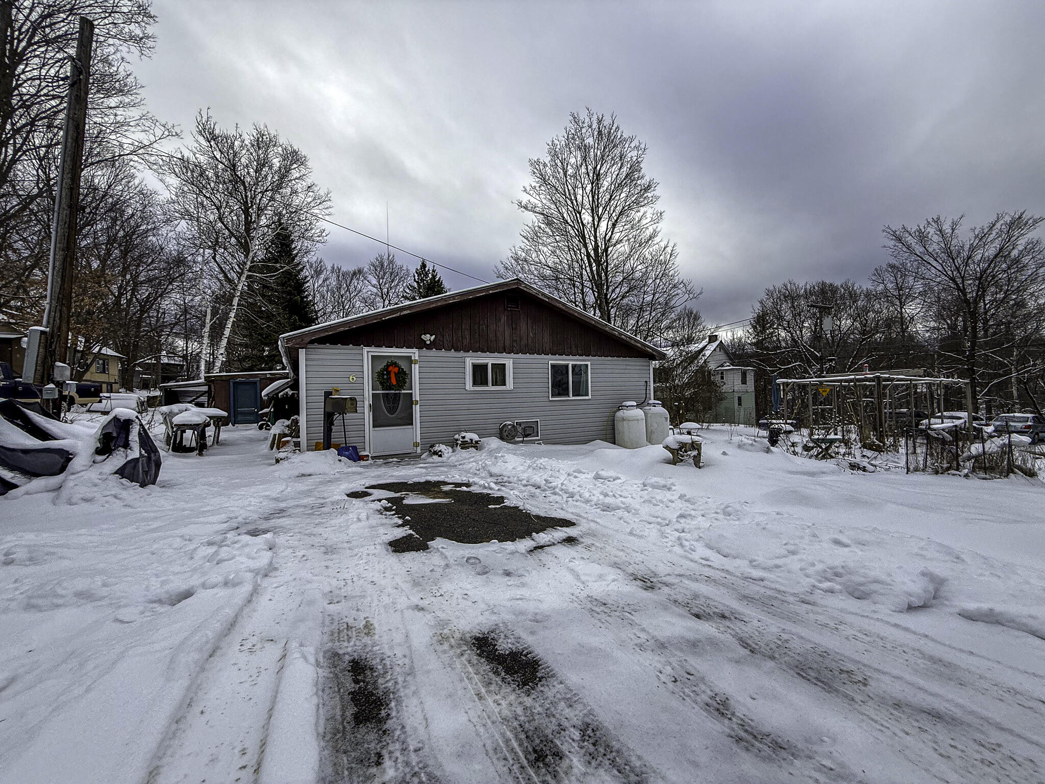 6 Rosemont Avenue, Saranac Lake, New York image 3