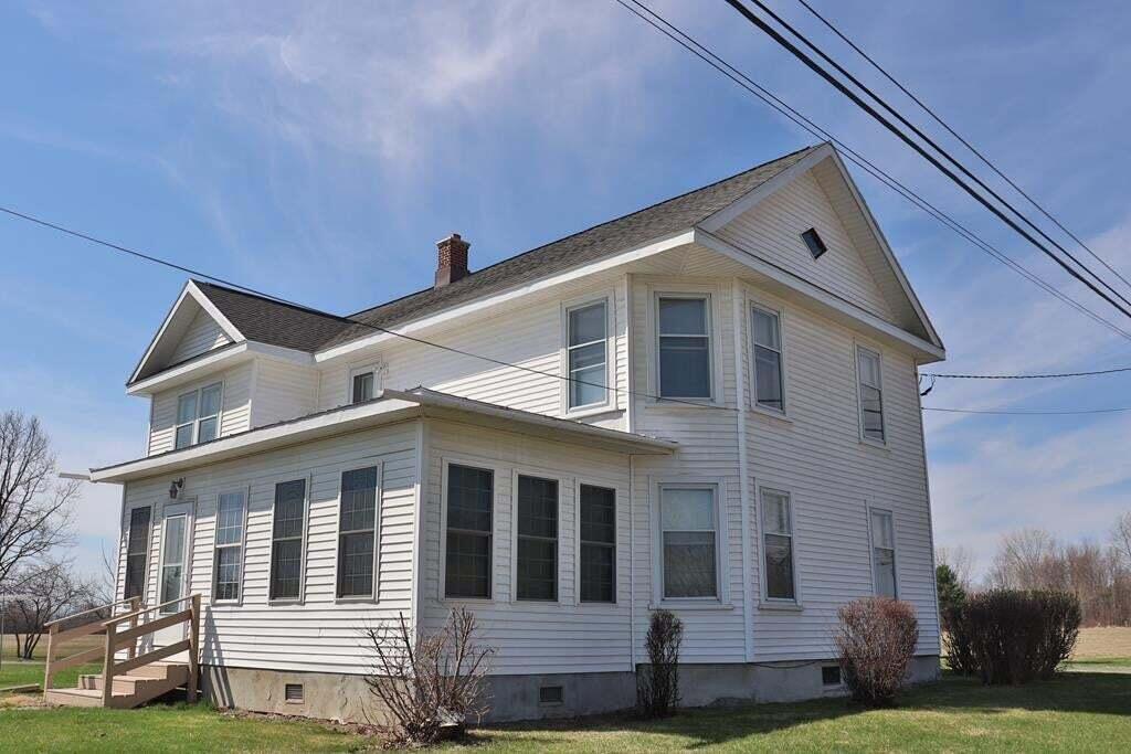 91 Tom Miller Road, Plattsburgh, New York image 3