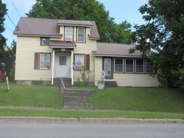 18 Clark Street St, Malone, New York image 4